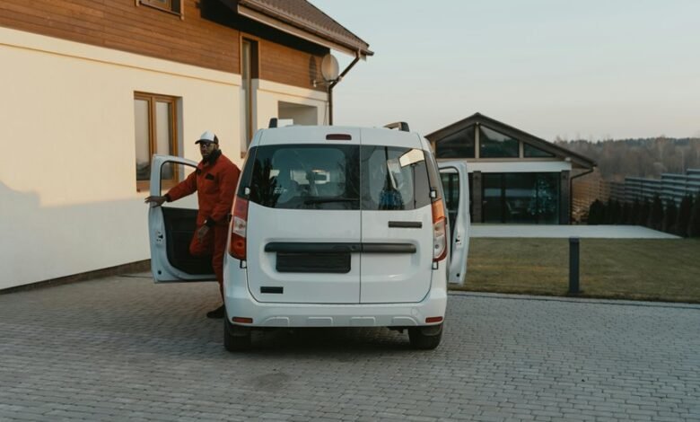delhivery ltl shipping service
